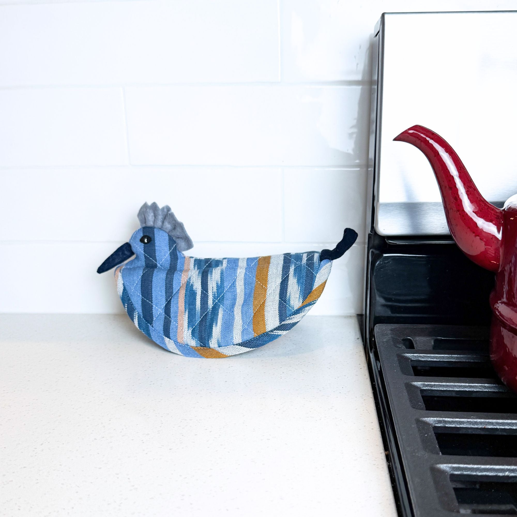 Belted Kingfisher Pot Holder On Pot
