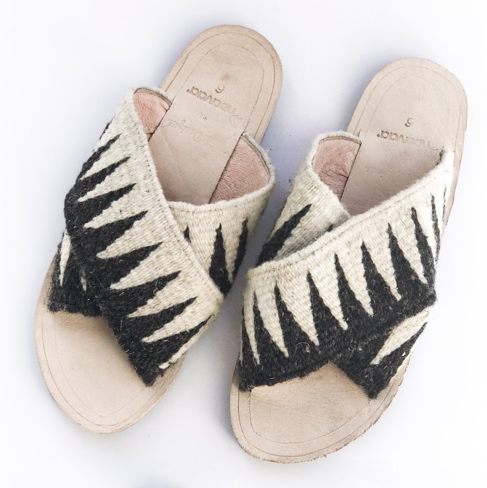 Claret Slides Cafe - Alternatives Global Marketplace